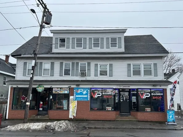 120 Lakeview Ave, Lowell, MA 01850