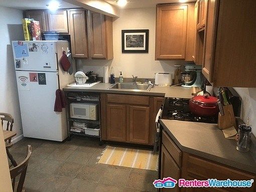 5th image of 4010 27th Ave S