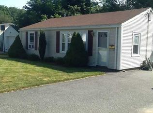 28 Valley Rd, East Greenwich, RI 02818