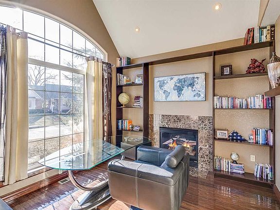 5th image of 8401 E Oxford Cir