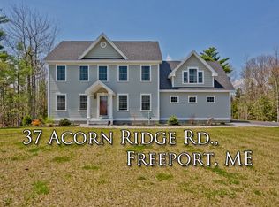 37 Acorn Ridge Rd, Freeport, ME 04032
