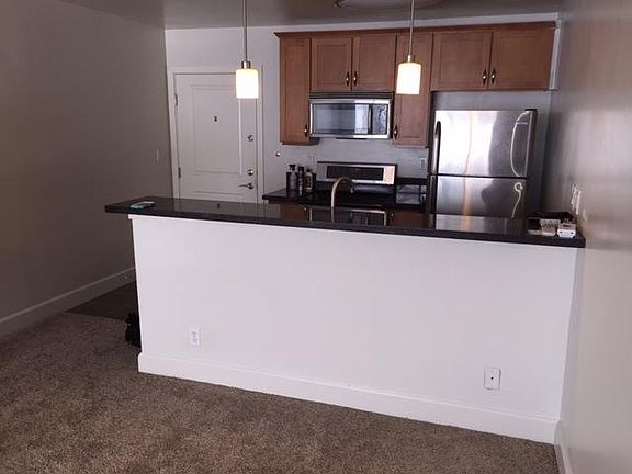 Living room/kitchen