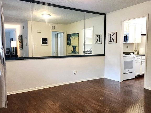 4th image of 7900 Westheimer Rd APT 259