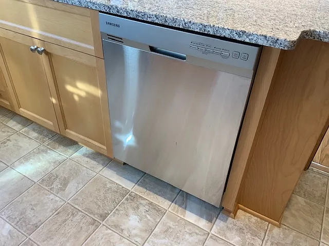 Stainless steel, full-size dishwasher