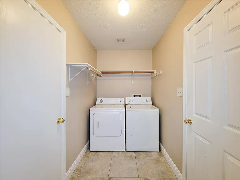 9319 Knockomie Ct — Photo 27