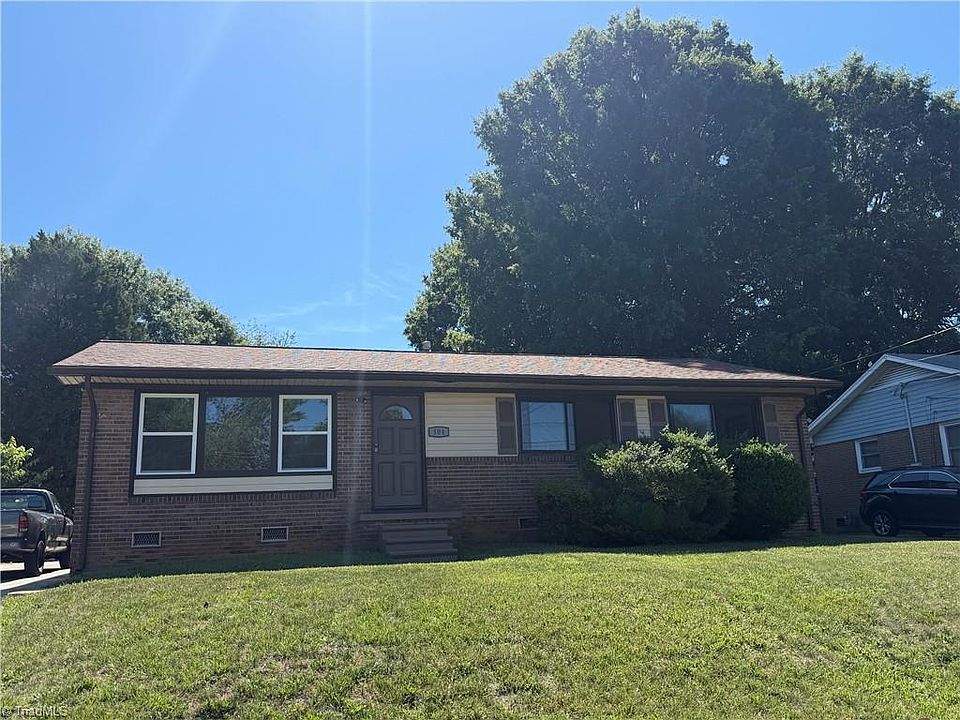 2nd image of 504 Hemingway St