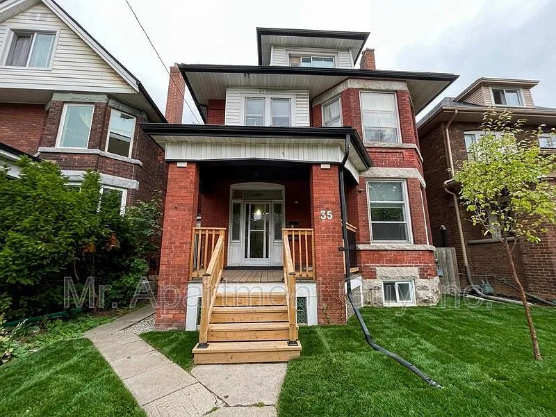 2 bed, 1.0 bath, $1,595 — Photo 1