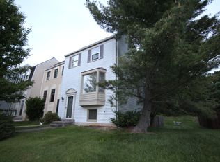 6412 Birchleigh Cir, Alexandria, VA 22315