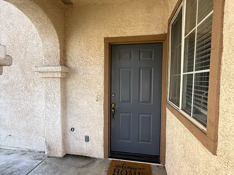 607 Hooper Ave — Photo 2
