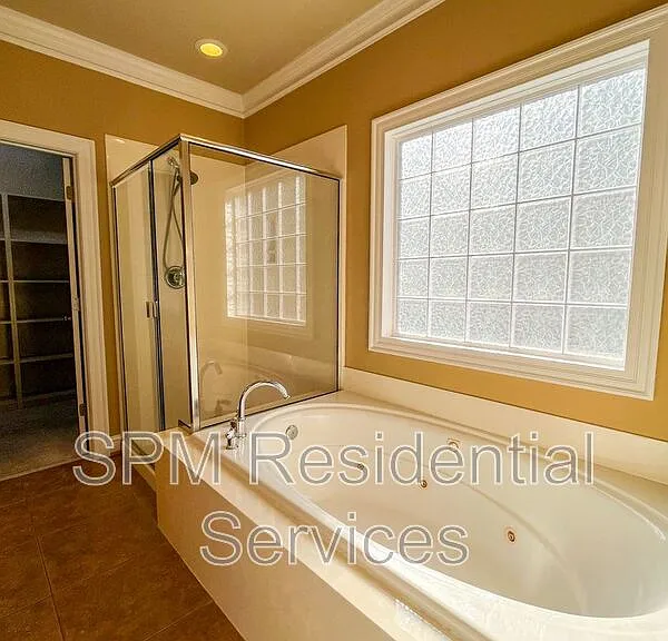 726 Wine Cellar Cir — Photo 22