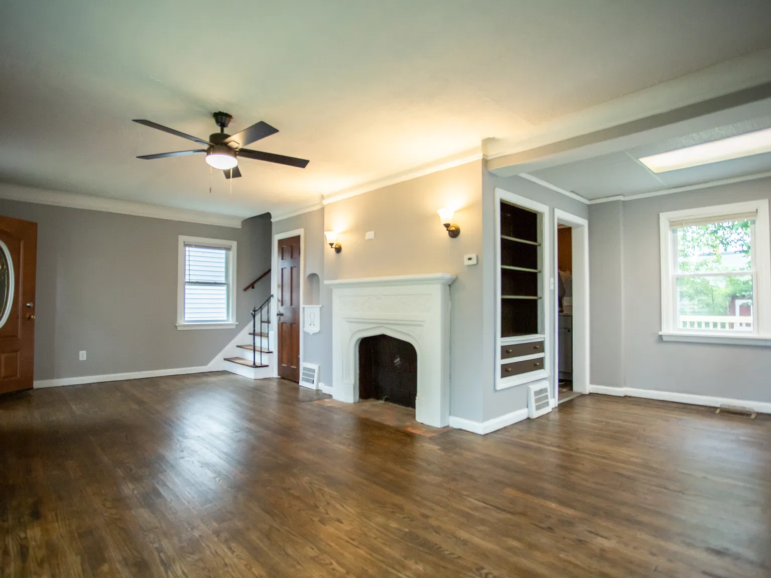 2 bed, 1005 sqft, $1,240 — Photo 3