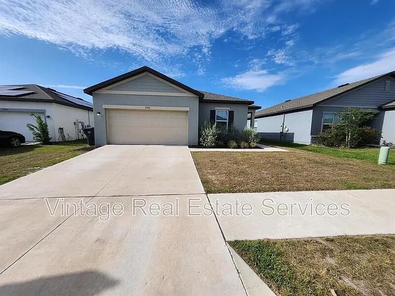 2340 Harris Hawk Ave — Photo 5