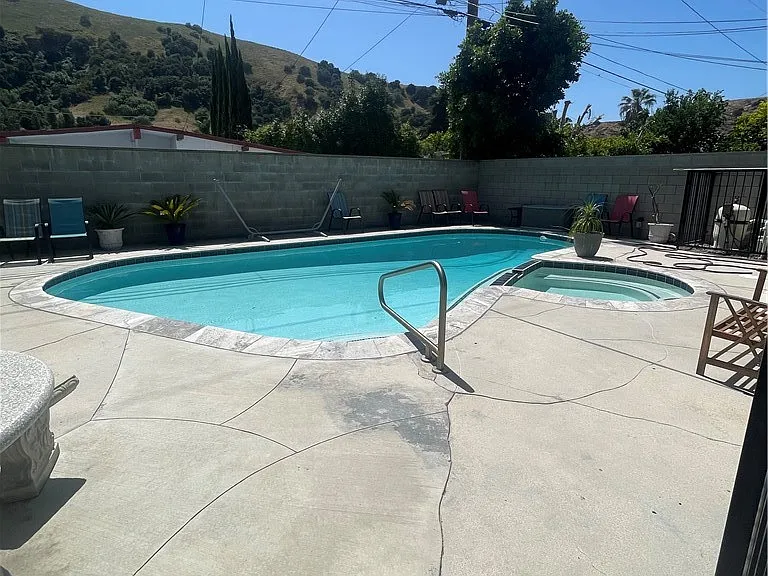 1908 Grier St — Photo 12