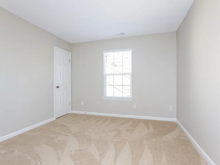 4521 Hyperion Ct — Photo 14