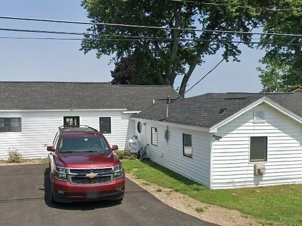 8715 Lakeview Dr, Barker, NY 14012