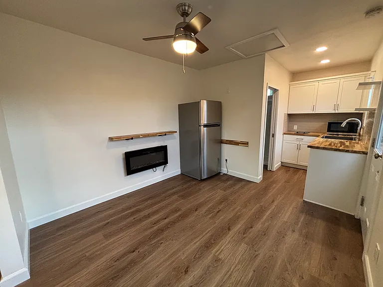 2945 E Barnwell St — Photo 6