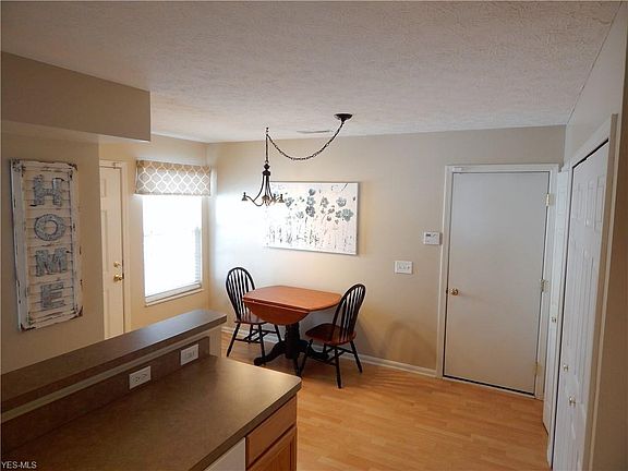4th image of 15515 Oakshire Ct