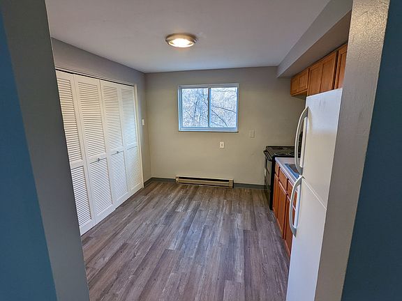 4th image of 1710 Oak Avenue Ext APT B
