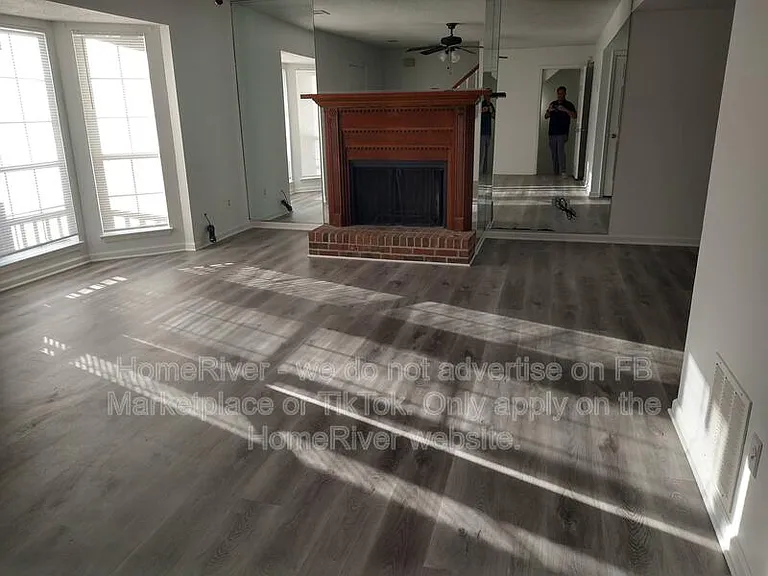 5261 Afton Way SE — Photo 4