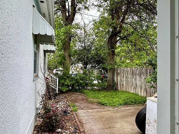 5th image of 222 7th St