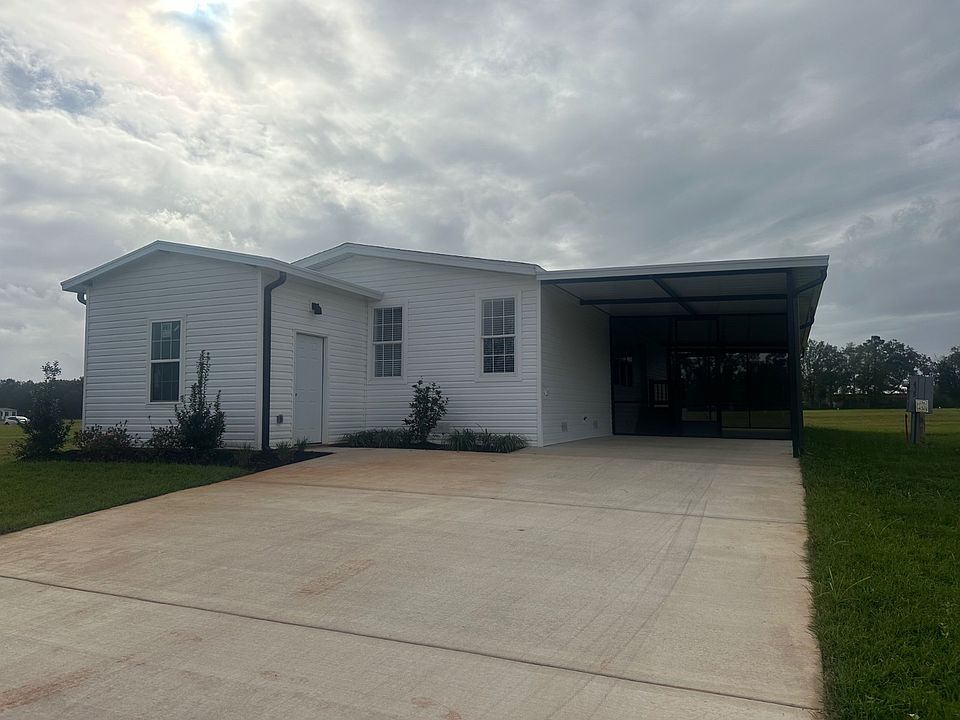 2nd image of 7880 Carriage Way