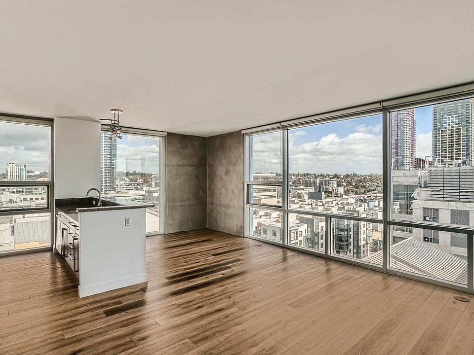1st image of 321 10th Ave Unit 1501