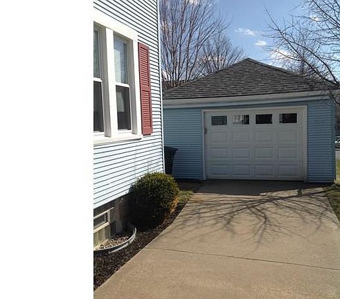 4th image of 127 E Prospect St