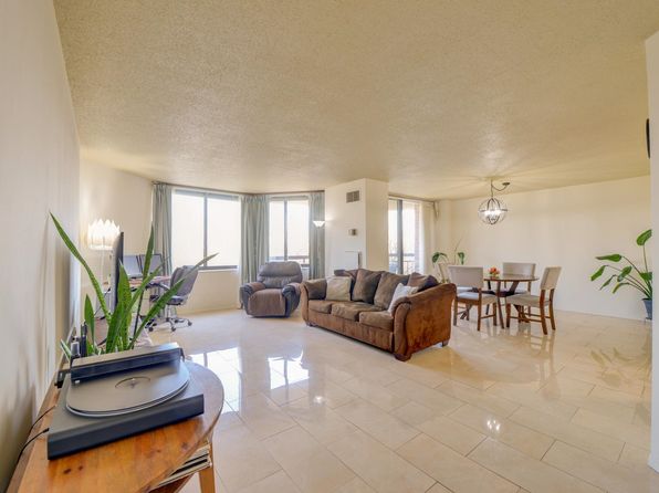 525 Harmon Cove Tower #525, Secaucus, NJ 07094