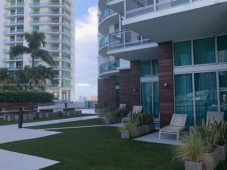 350 S Miami Ave #1913 — Photo 25