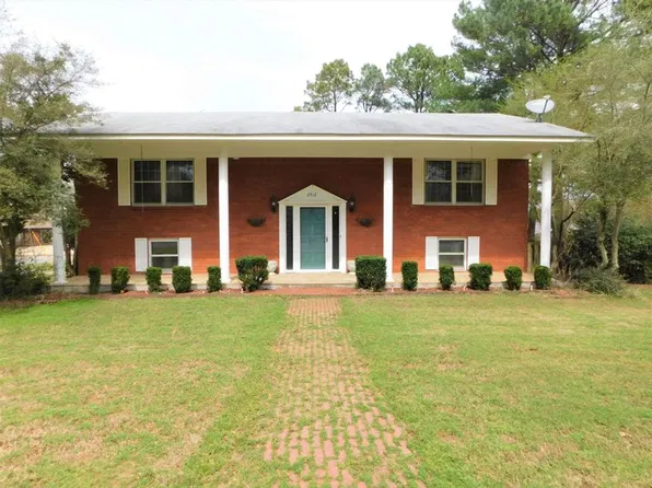 2512 W 2nd Ct, Russellville, AR 72801