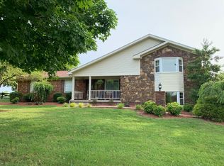660 Stonehouse Rd, Bardstown, KY 40004