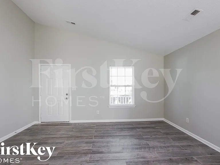 9610 Rau Ct — Photo 10