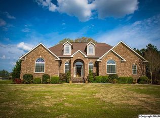 20190 Gill Crest Rd, Athens, AL 35614