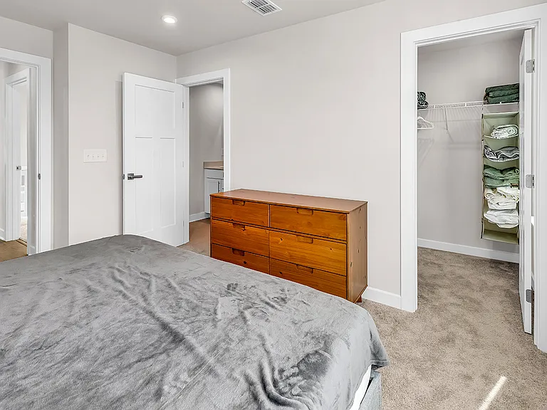 2504 Rowyn St — Photo 27