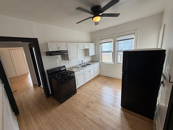 3rd image of 1929 N 38th St #1931