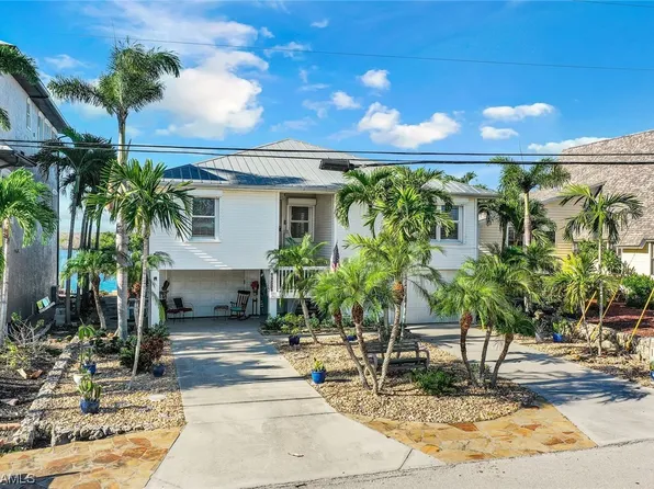 11631 Island Ave, Matlacha, FL 33993