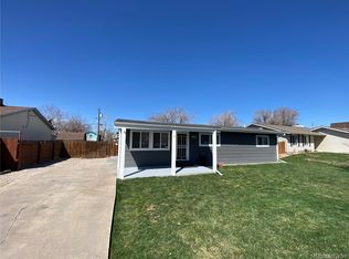 1741 Biscay St, Aurora, CO 80011