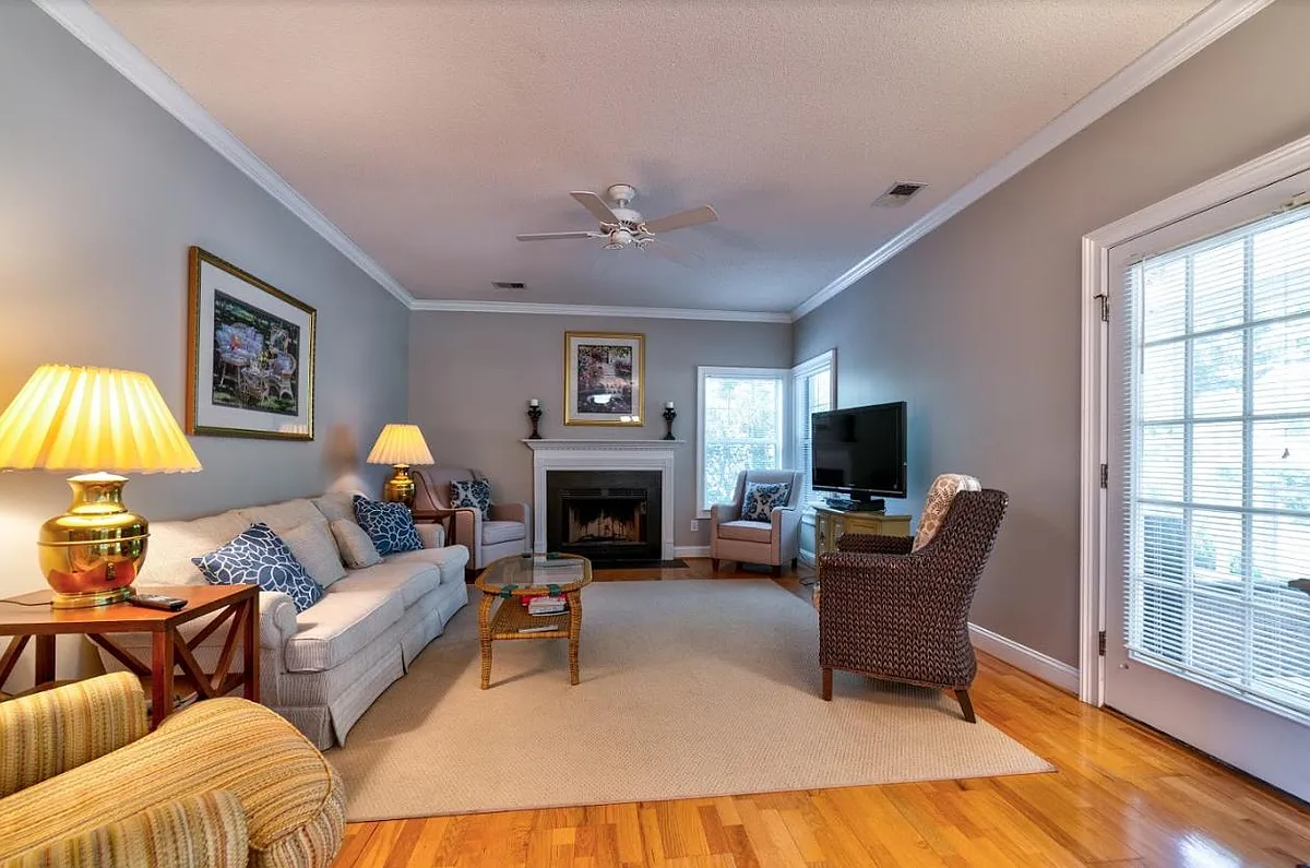 Building Photo - 1277 Wild Olive Dr