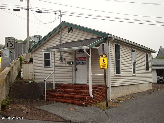 2nd image of 7 W 1st St