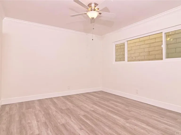 225 Rosecrans Ave #3 — Photo 9