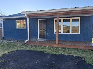 450 Adwolfe Rd, Marion, VA 24354