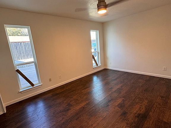 4th image of 3405 Carol Ann Dr Unit 1