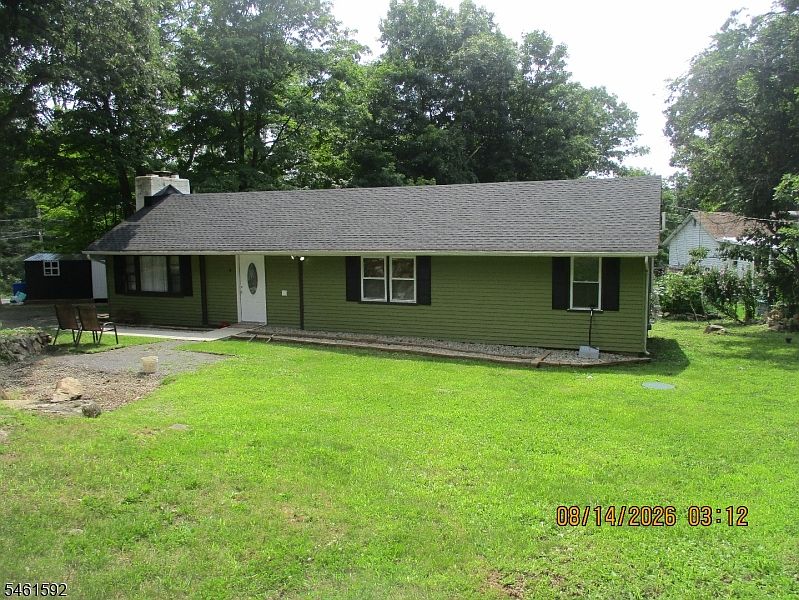 1st image of 4 Mohawk Trl