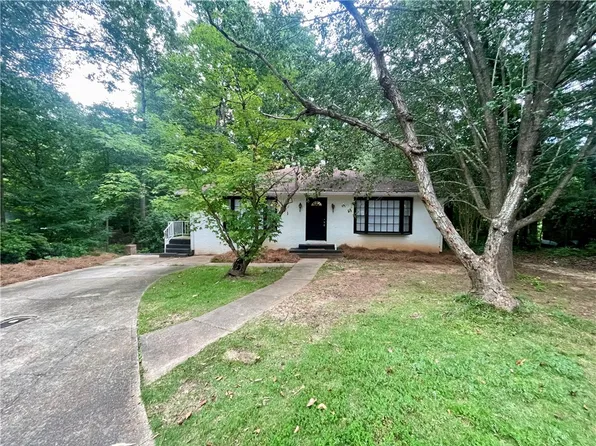 752 Letohatchee Dr, Auburn, AL 36830