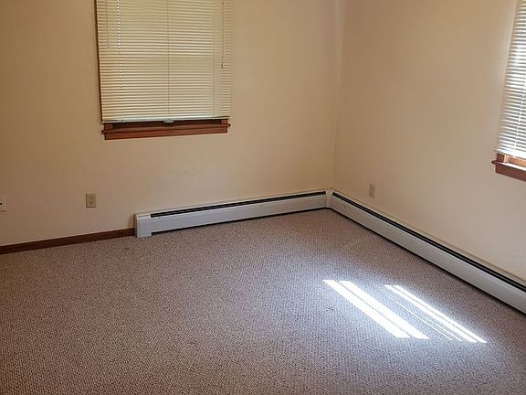 2nd image of 23 E Bloomer St APT 21