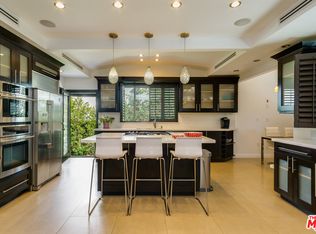 855 N West Knoll Dr, West Hollywood, CA 90069