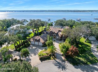 2432 Dodge Dr, Daytona Beach, FL 32118