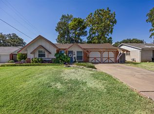 1820 Muse St, Fort Worth, TX 76112