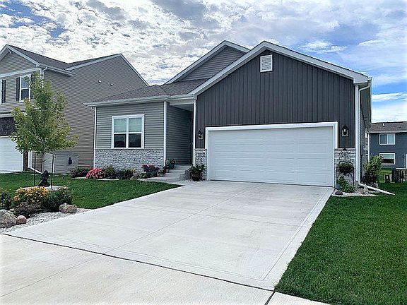 2nd image of 2815 NW 41st St