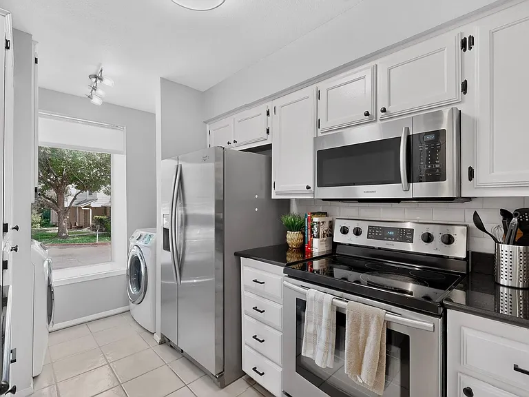 3801 Menchaca Rd #25 — Photo 10